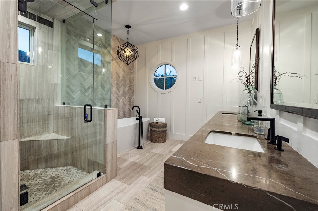 1515 E Ocean Boulevard