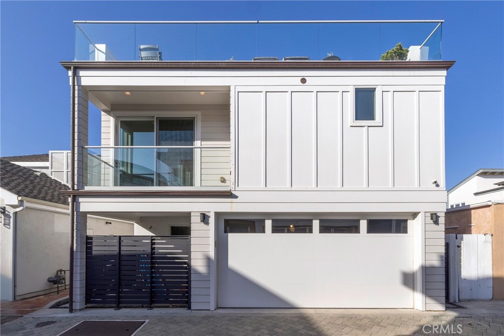 1515 E Ocean Boulevard