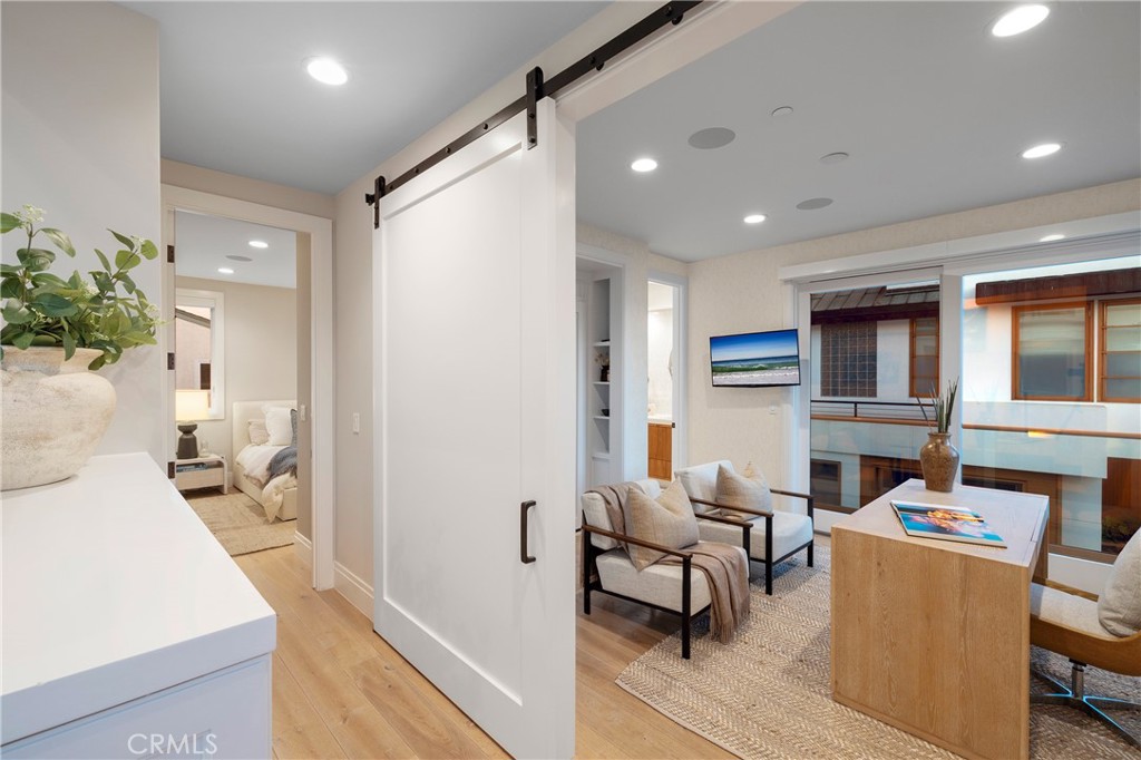 1515 E Ocean Boulevard