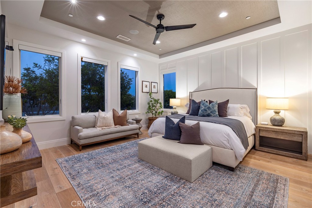 1515 E Ocean Boulevard