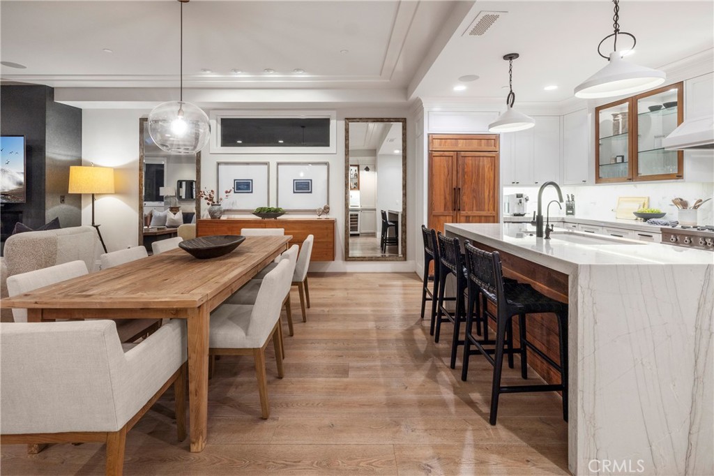 1515 E Ocean Boulevard