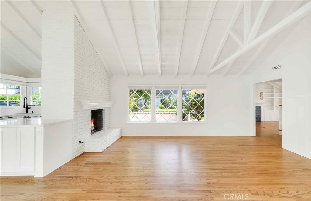 2562 Vista Drive