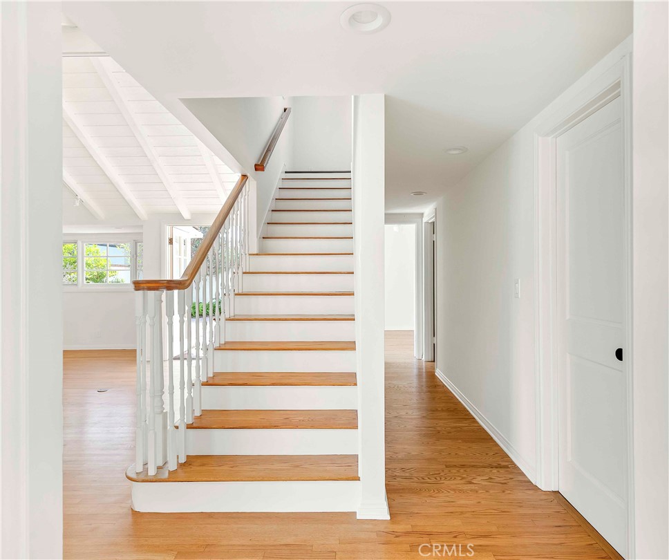 2562 Vista Drive