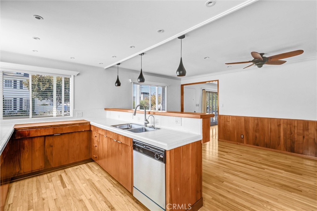 310 Marigold