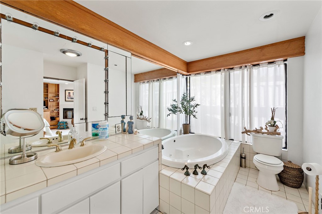 312 Emerald Bay