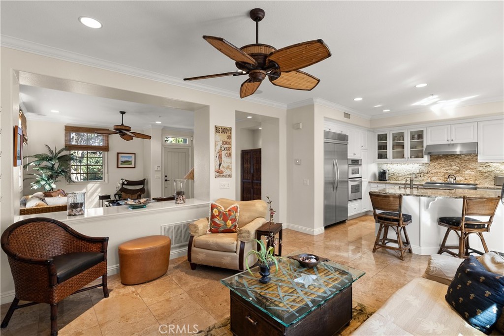 2501 Bungalow Place 1