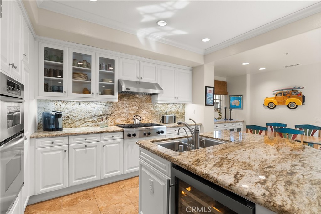 2501 Bungalow Place 1