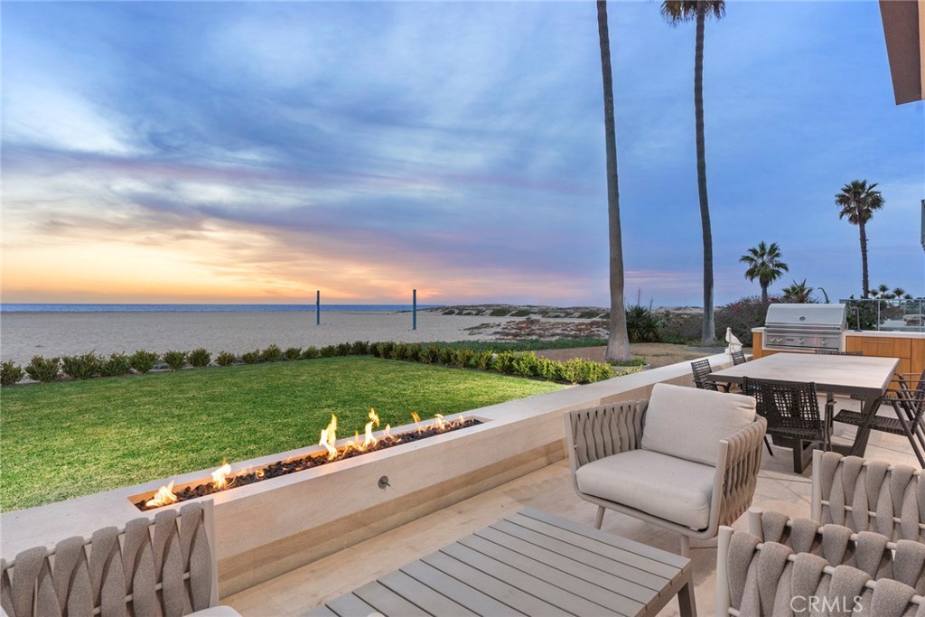 2108 E Oceanfront