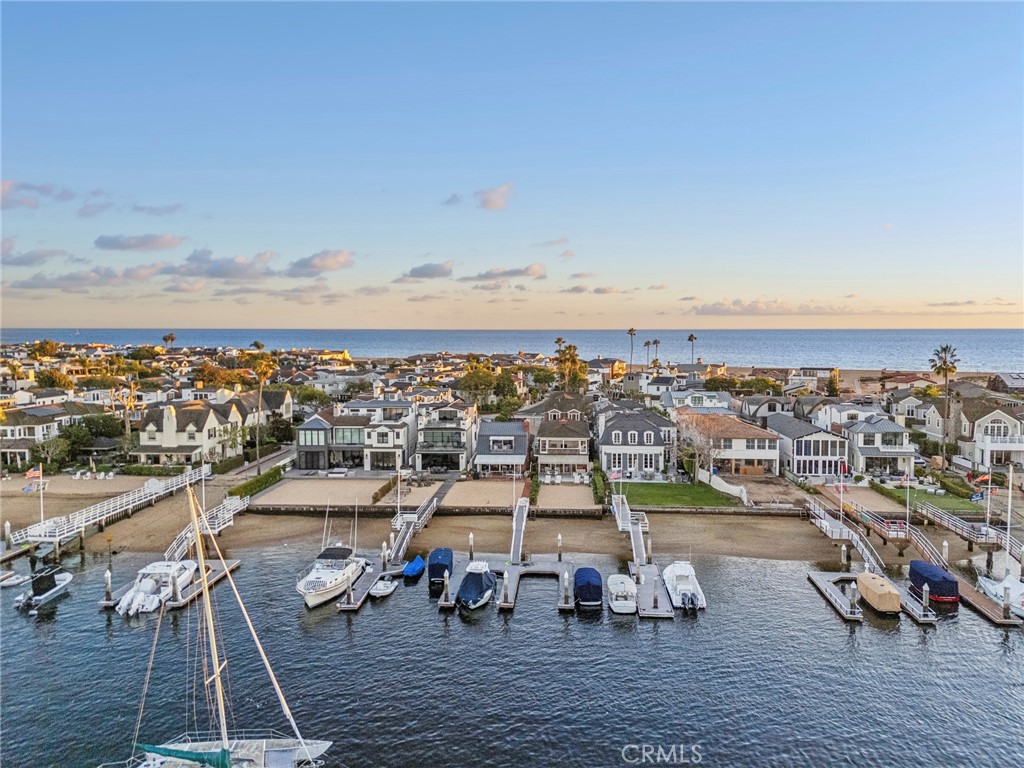 1411 E Bay