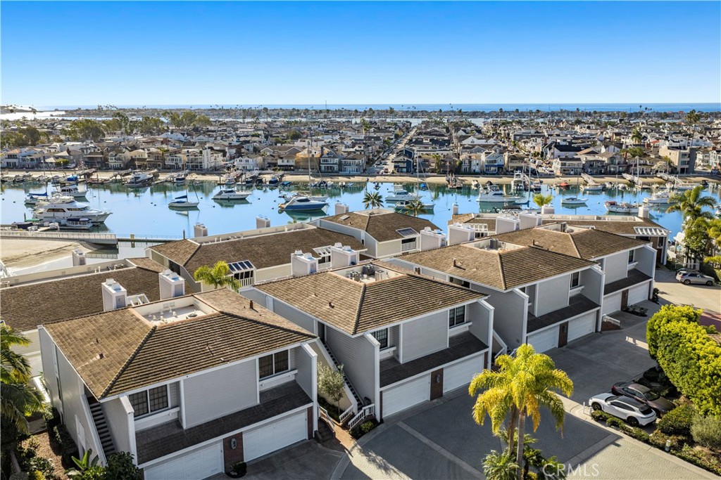 990 Bayside Cove 609