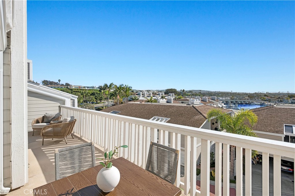 990 Bayside Cove 609