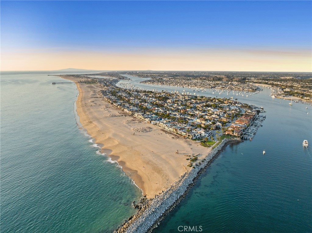 1576 E Ocean Boulevard