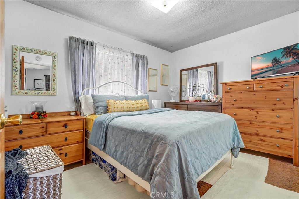 21109 S Santa Fe Ave