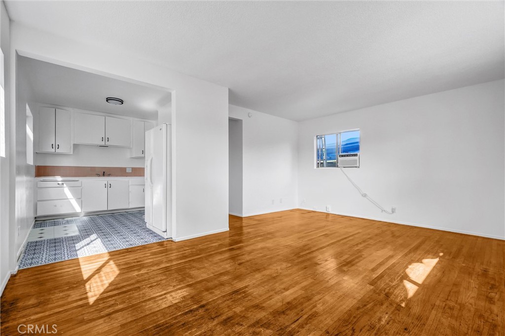 21109 S Santa Fe Ave