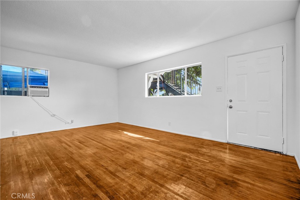 21109 S Santa Fe Ave