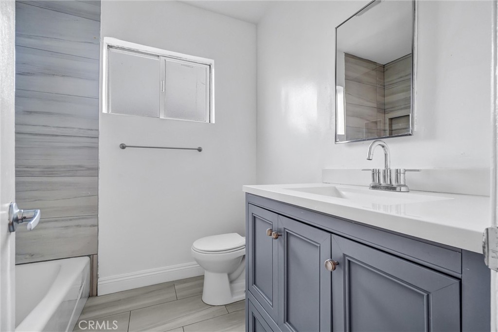 21109 S Santa Fe Ave