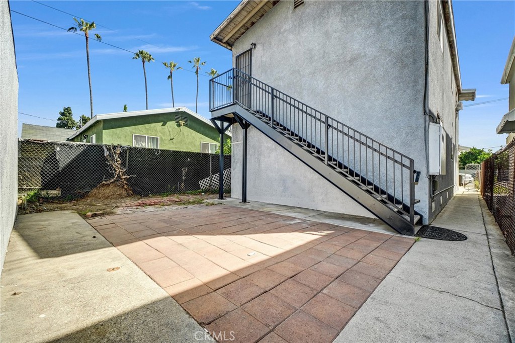 21109 S Santa Fe Ave