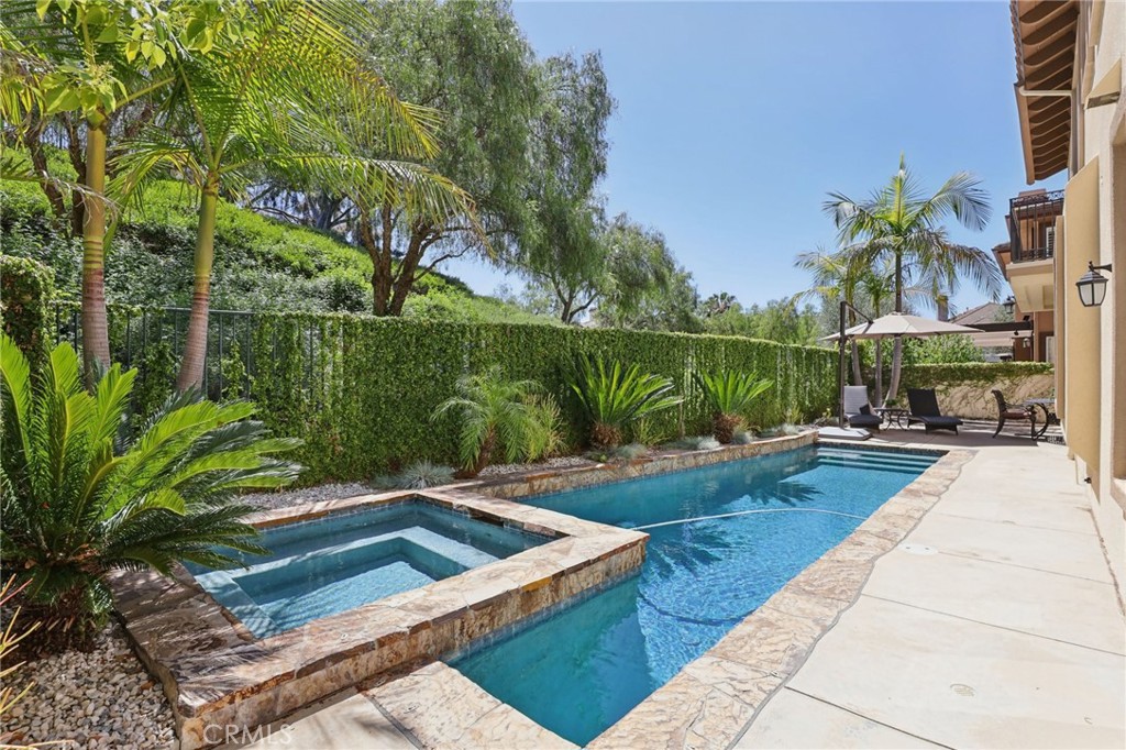6 Westchester Court