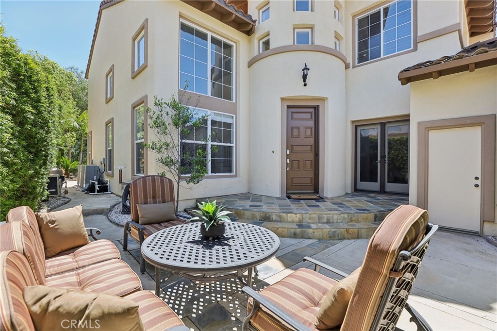 6 Westchester Court