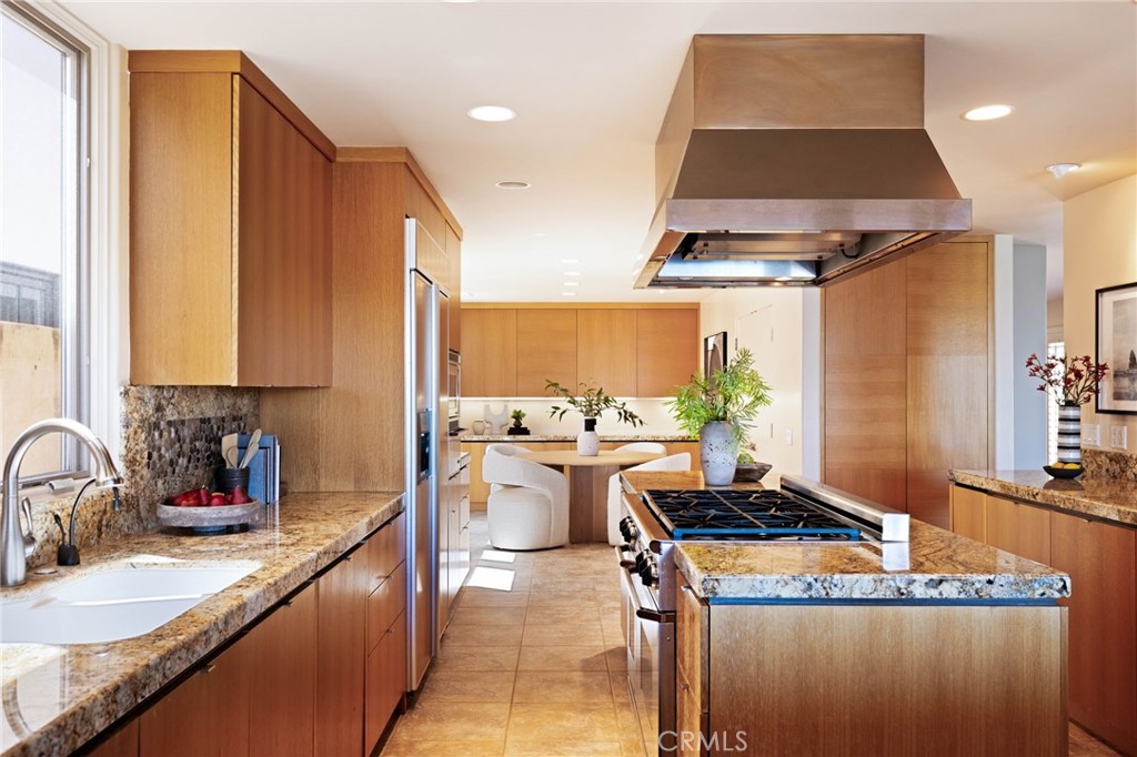 12 Harbor Island