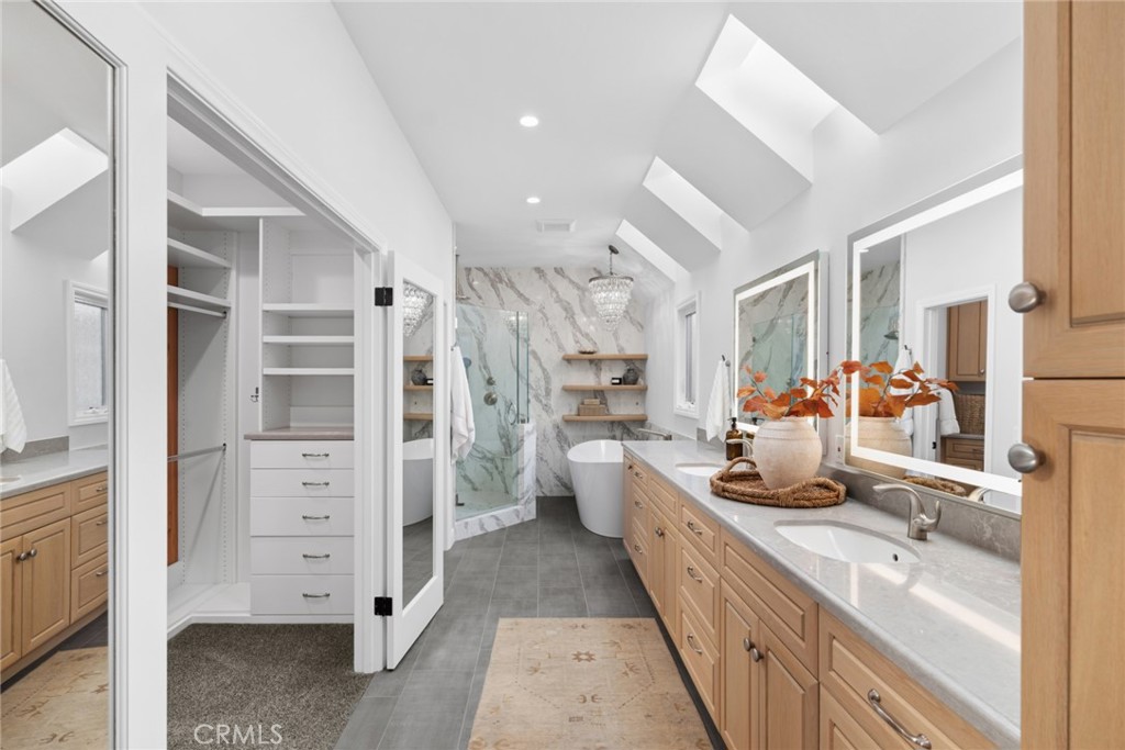 2117 Miramar Drive