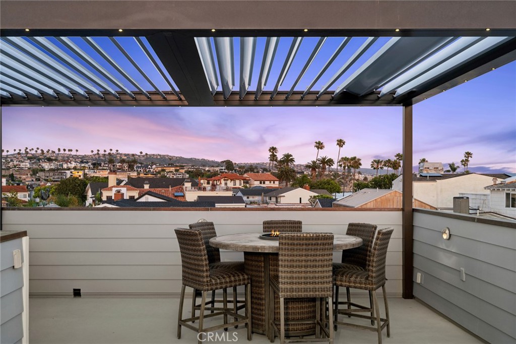 2117 Miramar Drive