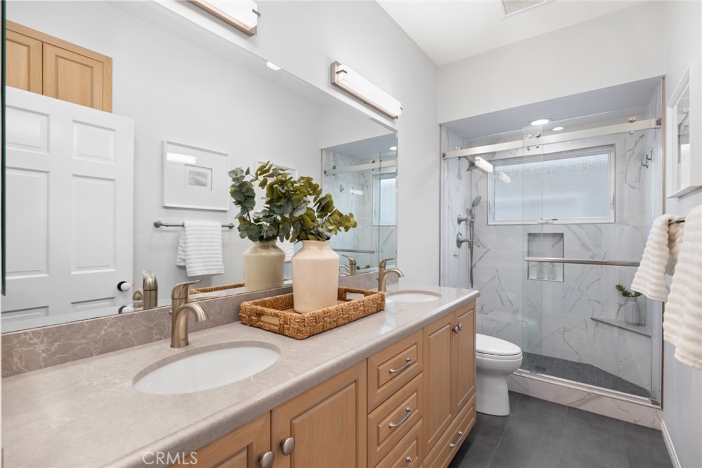 2117 Miramar Drive