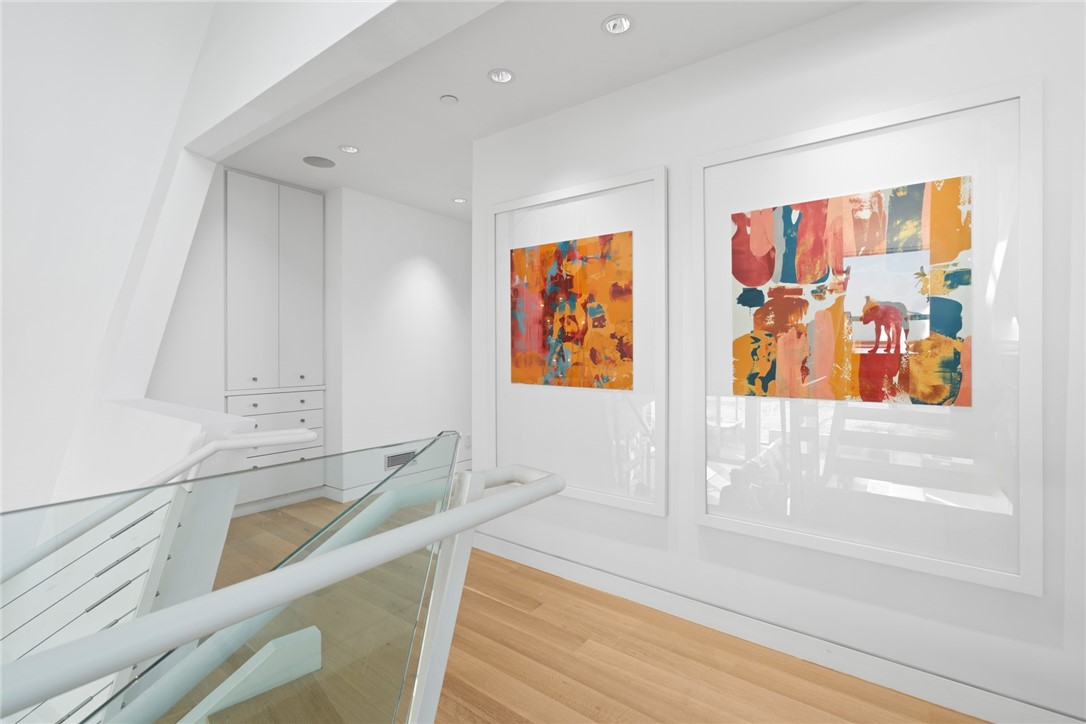 2144 E Oceanfront