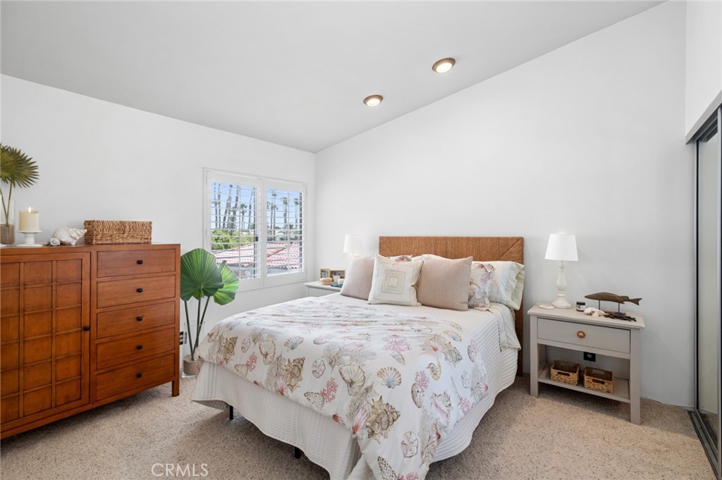 55499 Oak