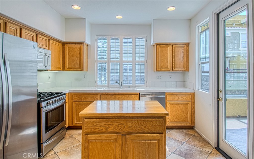 808 Terra Bella