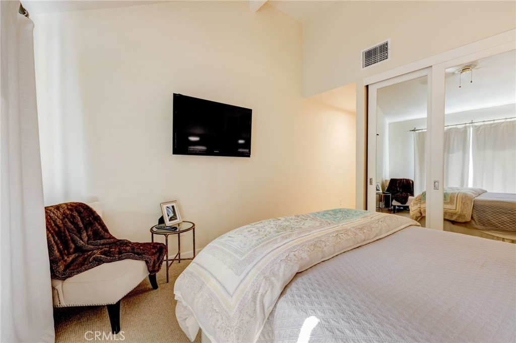 2243 Pacific Avenue 12