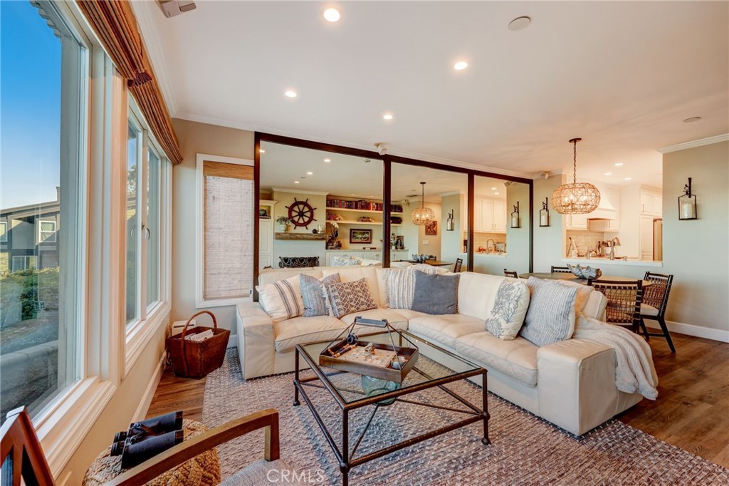 2243 Pacific Avenue 12