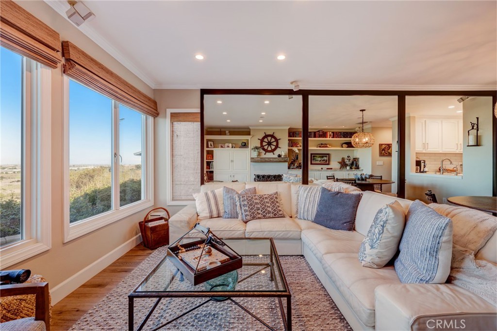 2243 Pacific Avenue 12