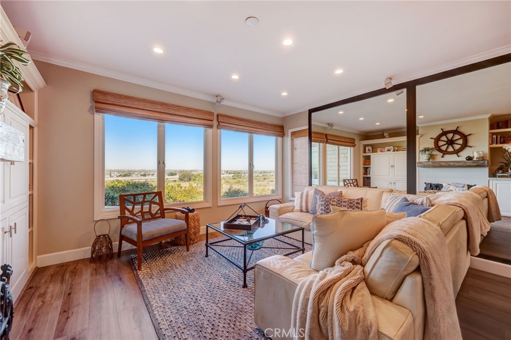 2243 Pacific Avenue 12