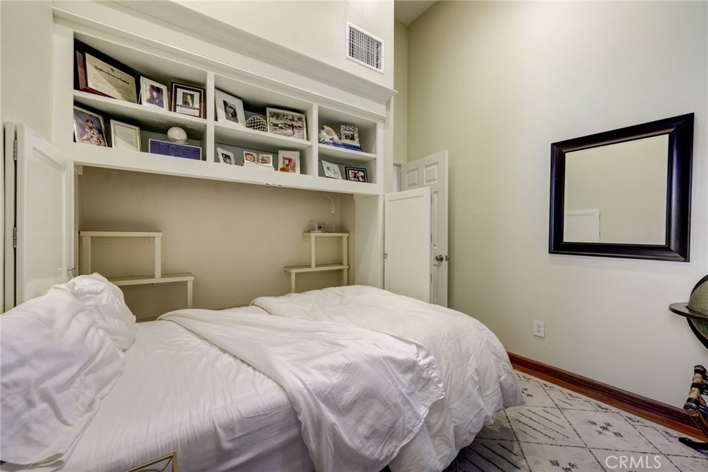 2243 Pacific Avenue 12