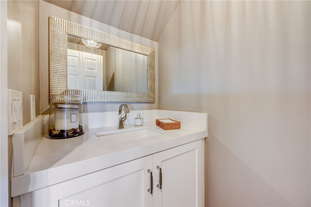 2243 Pacific Avenue 12