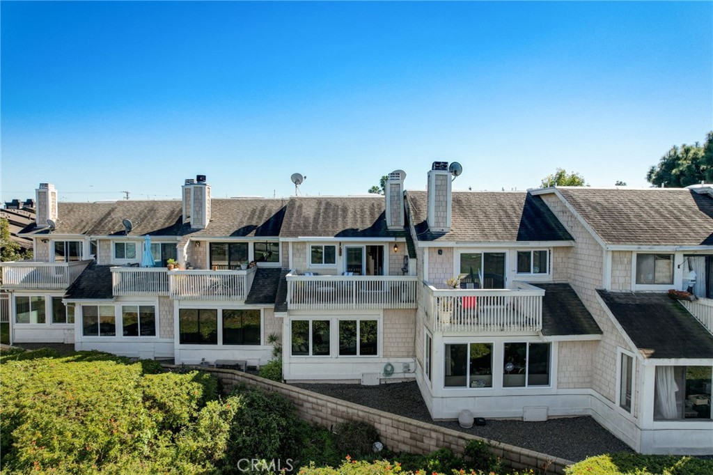 2243 Pacific Avenue 12