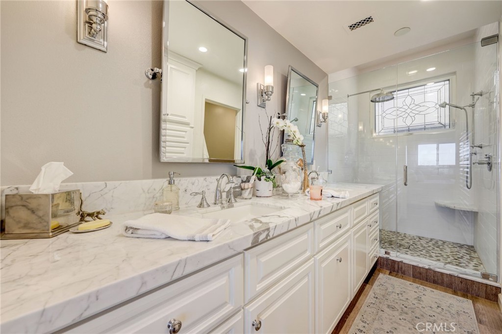 2243 Pacific Avenue 12