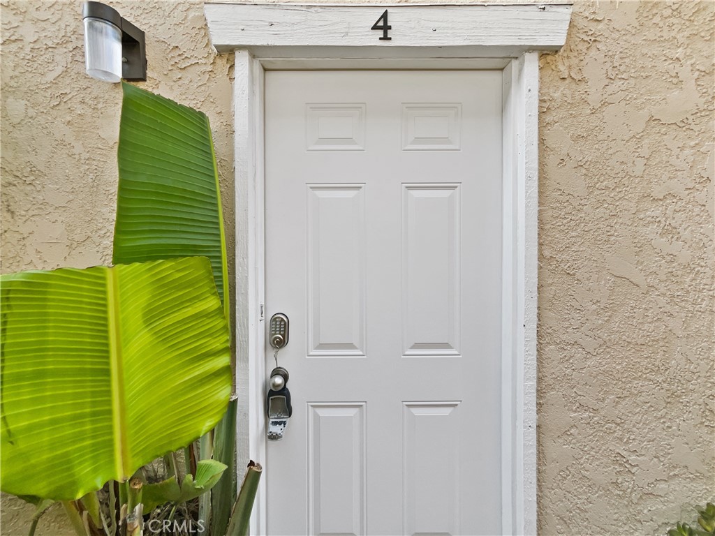 3250 Avenida Del Presidente 4