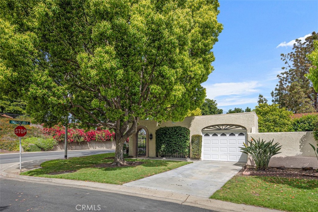 5503 Paseo Del Lago W A