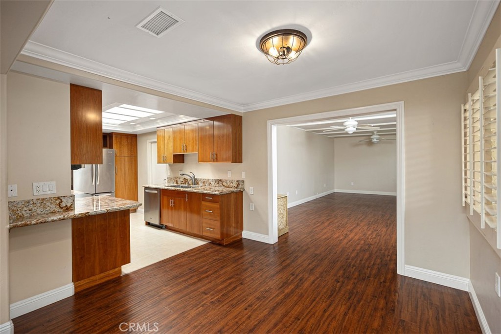 5503 Paseo Del Lago W A