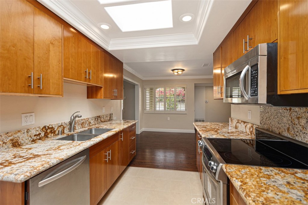 5503 Paseo Del Lago W A