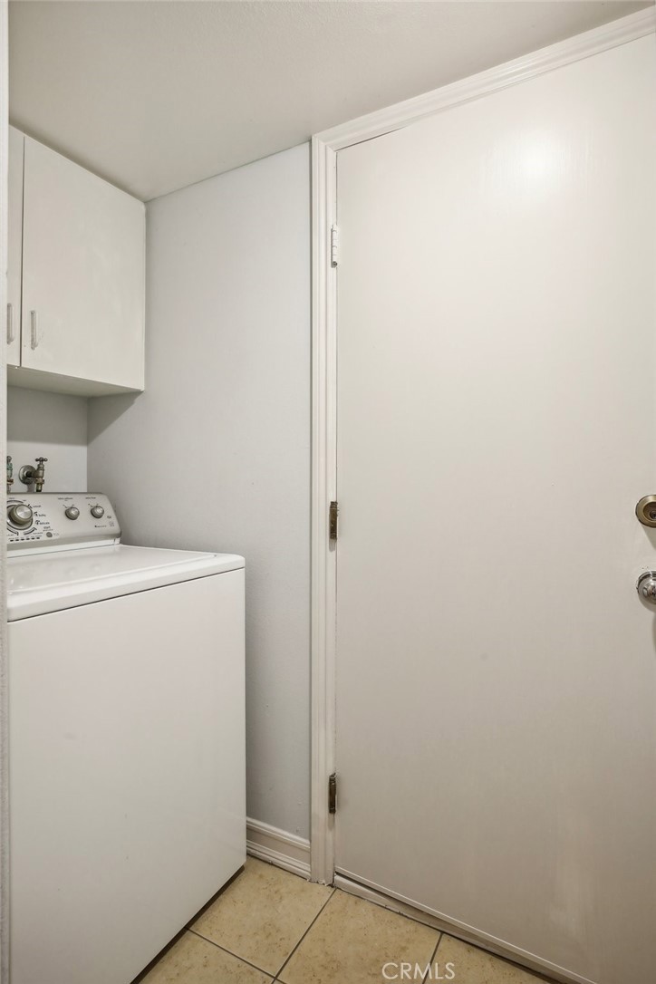 489 W Summerfield Circle