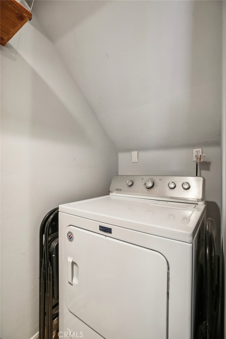 489 W Summerfield Circle