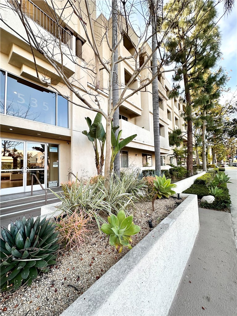 535 Magnolia Avenue 418