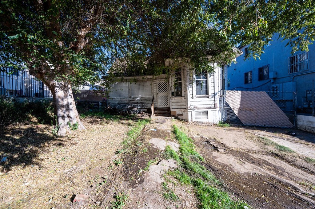 150 S Mountain View Avenue
