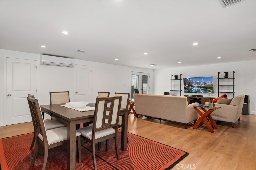 4237 Charlemagne Avenue