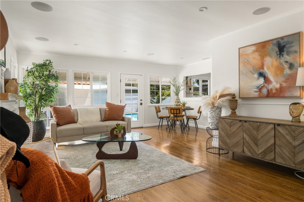 3684 Woodruff Avenue