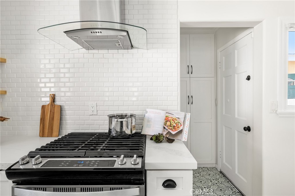 3684 Woodruff Avenue