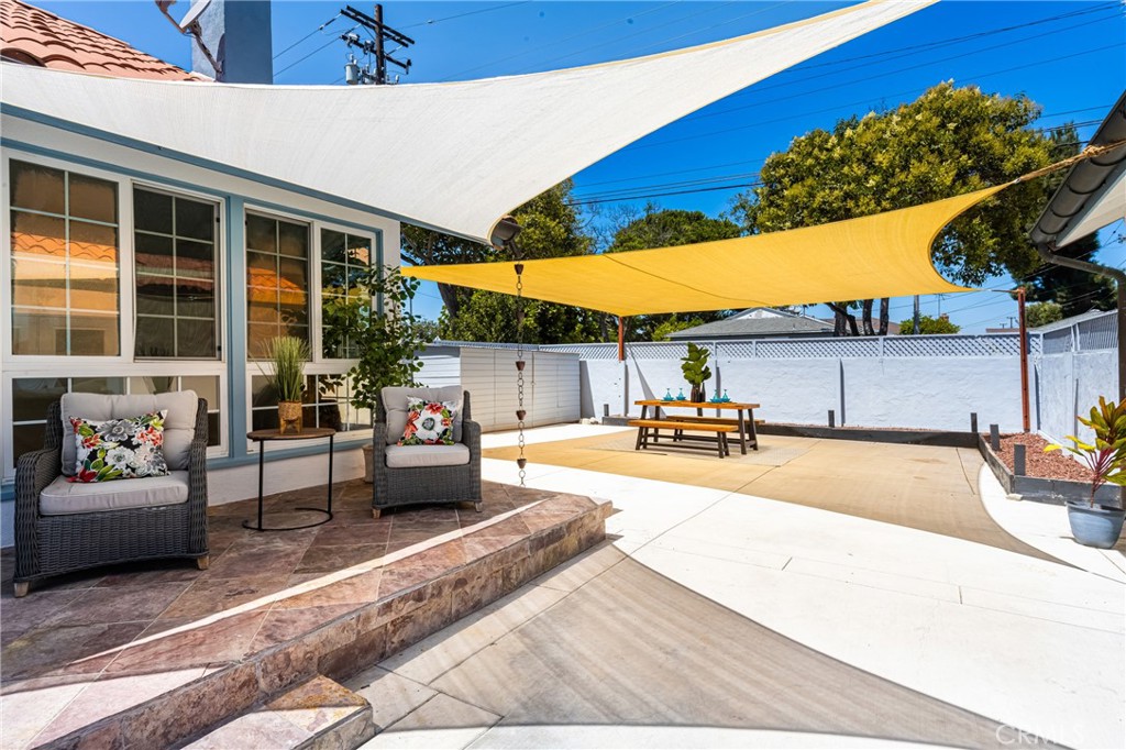 3684 Woodruff Avenue